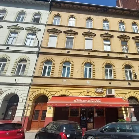 شقة Hanna&rita In The Centre Lonyay 42a 3rd Floor In The Back Yard